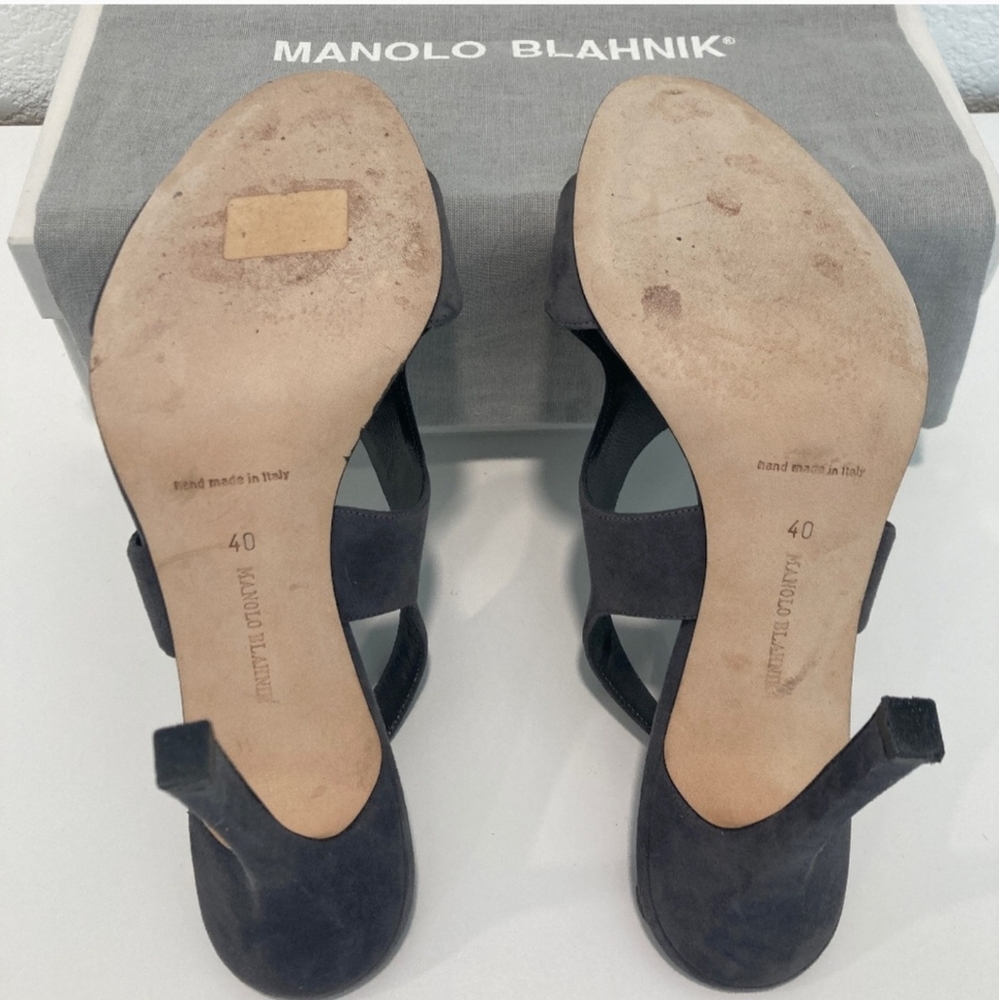 Manolo Blahnik - Picture 3 of 5
